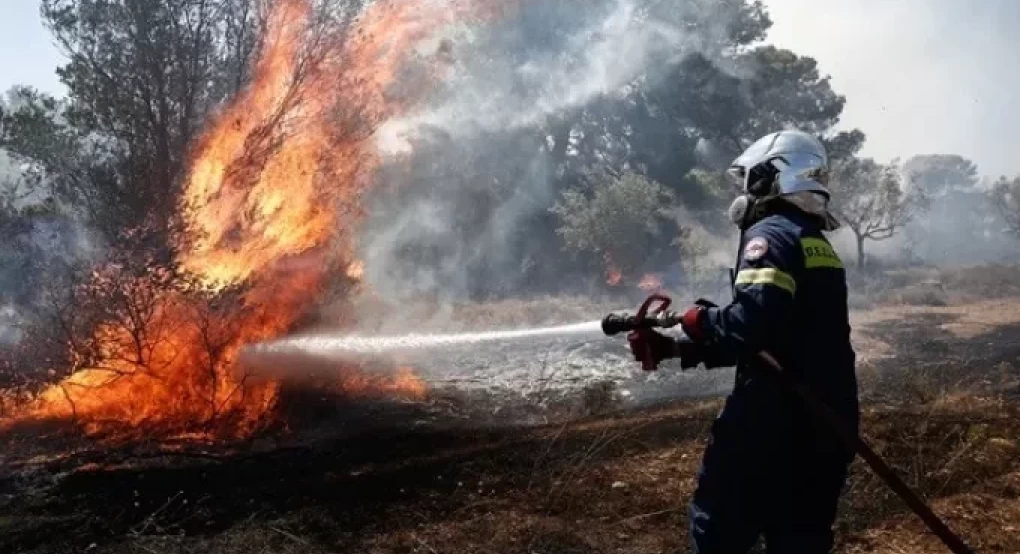 Ακραίος κίνδυνος πυρκαγιάς αύριο σε Ν. Αιγαίο και Κρήτη - Πολύ υψηλός για 9 περιφέρειες Ακραίος κίνδυνος πυρκαγιάς αύριο σε Ν. Αιγαίο και Κρήτη - Πολύ υψηλός για 9 περιφέρειες