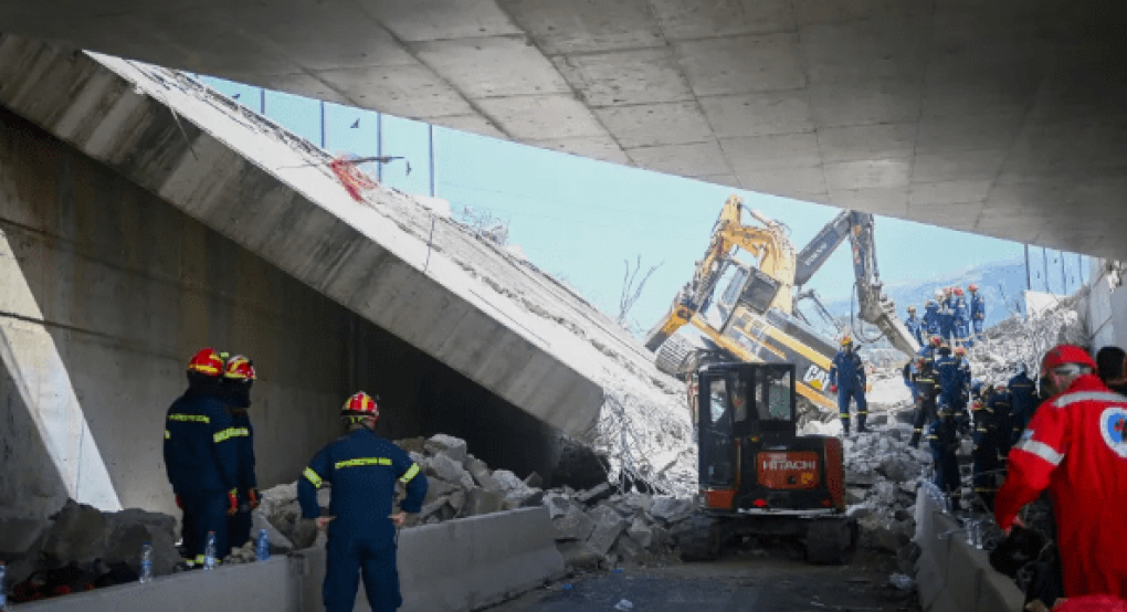 Εκτός φυλακής ακόμα δύο για την κατάρρευση της γέφυρας στην Πάτρα Εκτός φυλακής ακόμα δύο για την κατάρρευση της γέφυρας στην Πάτρα
