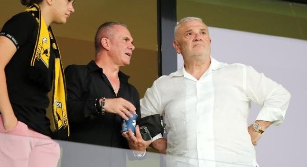 Μελισσανίδης στους παίκτες μετά την πρόκριση θρίλερ της ΑΕΚ: «Με αυτά που περάσαμε, 10 χιλιάδες... πρόστιμο Μελισσανίδης στους παίκτες μετά την πρόκριση θρίλερ της ΑΕΚ: «Με αυτά που περάσαμε, 10 χιλιάδες... πρόστιμο