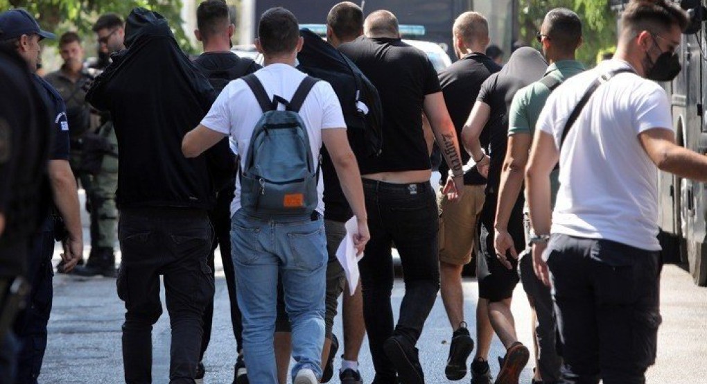 Απολογούνται σήμερα οι τελευταίοι 35 κατηγορούμενοι για τα επεισόδια έξω από το γήπεδο της ΑΕΚ Απολογούνται σήμερα οι τελευταίοι 35 κατηγορούμενοι για τα επεισόδια έξω από το γήπεδο της ΑΕΚ
