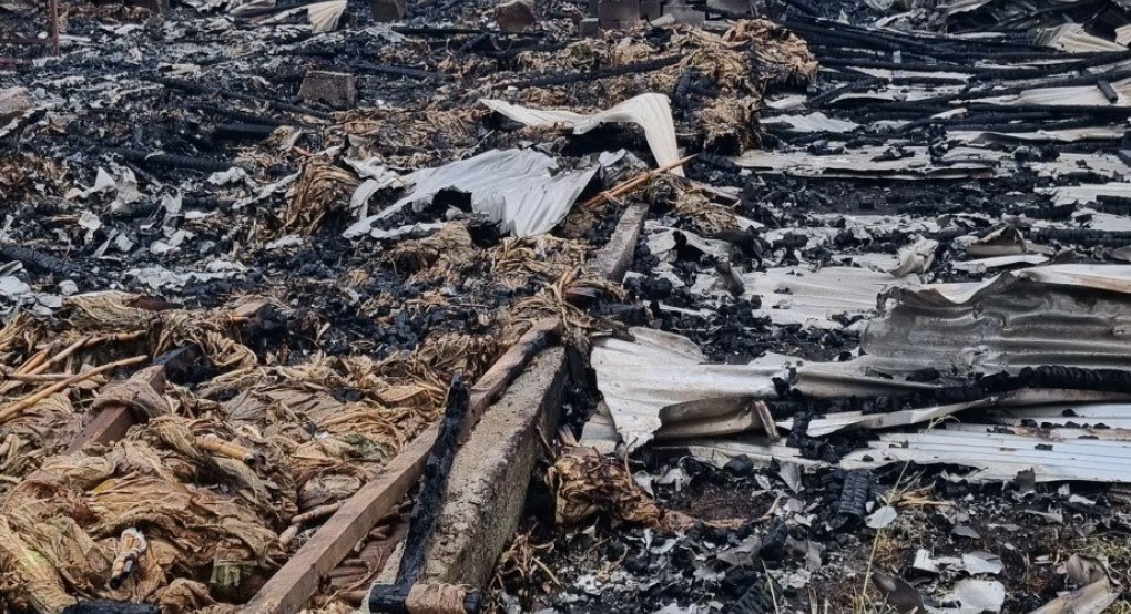 Κρύα Βρύση: Κάηκε ολοσχερώς αποθήκη με καπνά