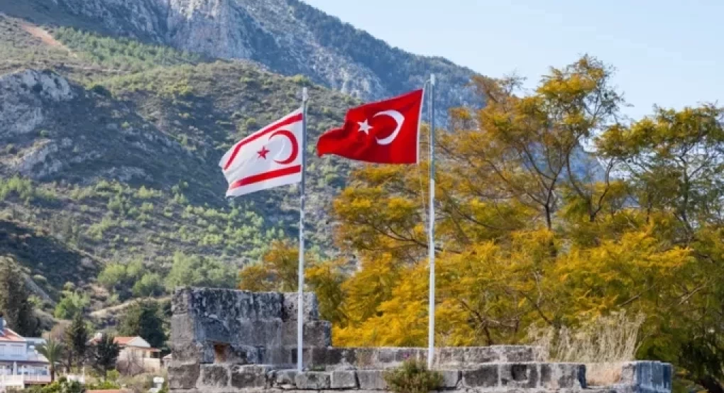 BBC: Γιατί γυναίκες από τη Βρετανία «απαγάγουν» τα παιδιά τους και πάνε στα κατεχόμενα BBC: Γιατί γυναίκες από τη Βρετανία «απαγάγουν» τα παιδιά τους και πάνε στα κατεχόμενα