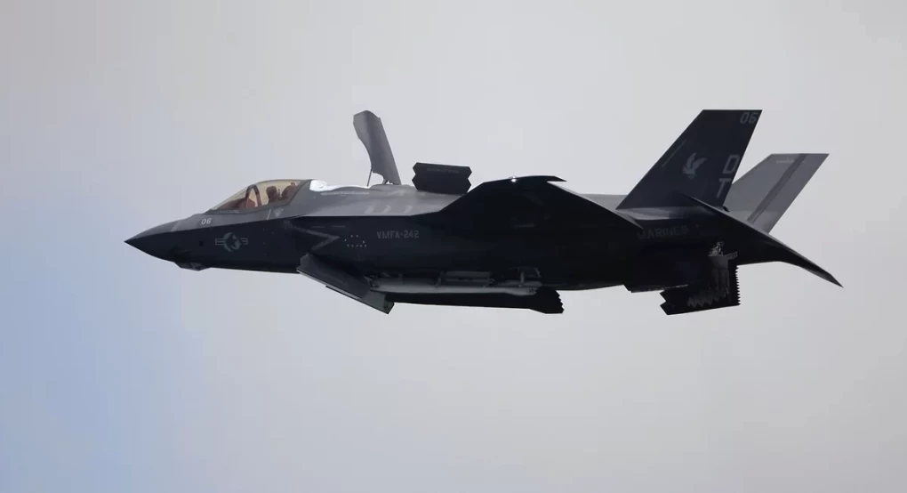 ΗΠΑ: Εντοπίστηκαν τα συντρίμμια του F-35 που αναζητούσαν επί σχεδόν 24 ώρες οι Αρχές ΗΠΑ: Εντοπίστηκαν τα συντρίμμια του F-35 που αναζητούσαν επί σχεδόν 24 ώρες οι Αρχές
