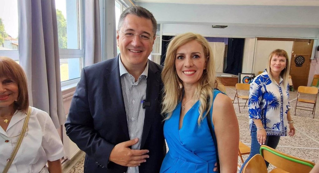 Δυναμική και δίπλα στον Τζιτζικώστα Δυναμική και δίπλα στον Τζιτζικώστα