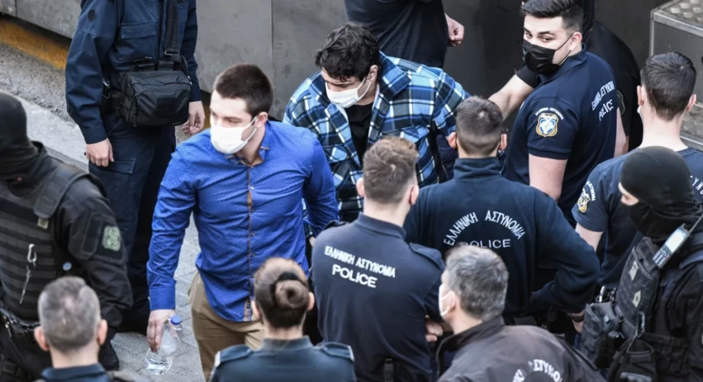 Ελένη Τοπαλούδη: Η εισαγγελέας πρότεινε να παραμείνουν καταδικασμένοι οι δολοφόνοι της Ελένη Τοπαλούδη: Η εισαγγελέας πρότεινε να παραμείνουν καταδικασμένοι οι δολοφόνοι της