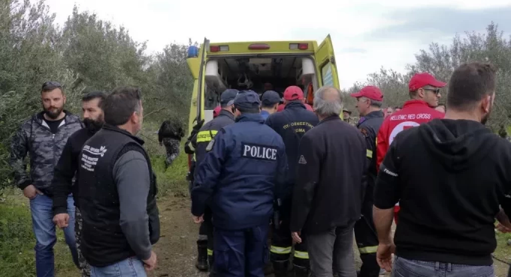 Θρίλερ με εξαφάνιση πατέρα και γιου που ταξίδευαν από Λαμία για Άρτα Θρίλερ με εξαφάνιση πατέρα και γιου που ταξίδευαν από Λαμία για Άρτα