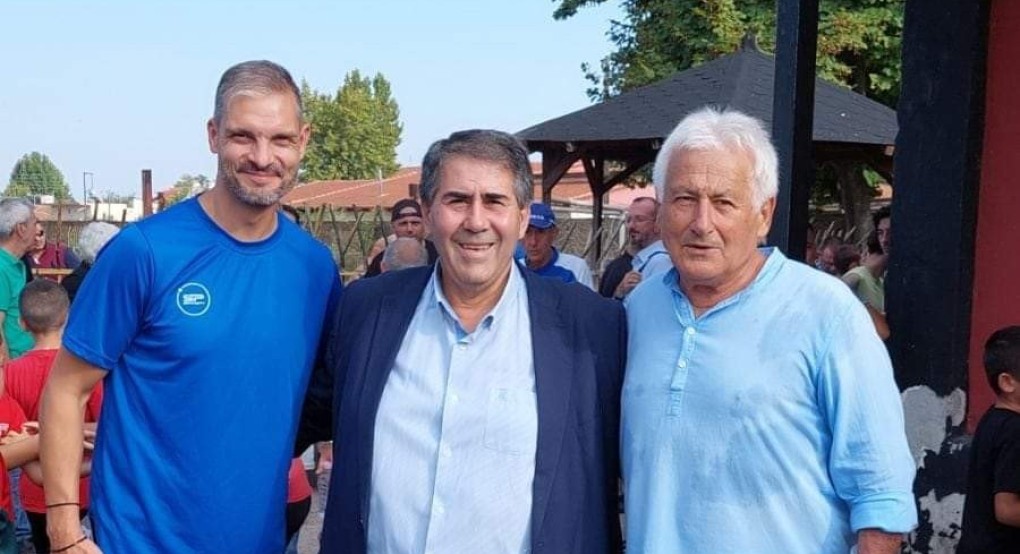 Με παλαίμαχους της Εθνικής ο Ιορδάνης Τζαμτζής Με παλαίμαχους της Εθνικής ο Ιορδάνης Τζαμτζής