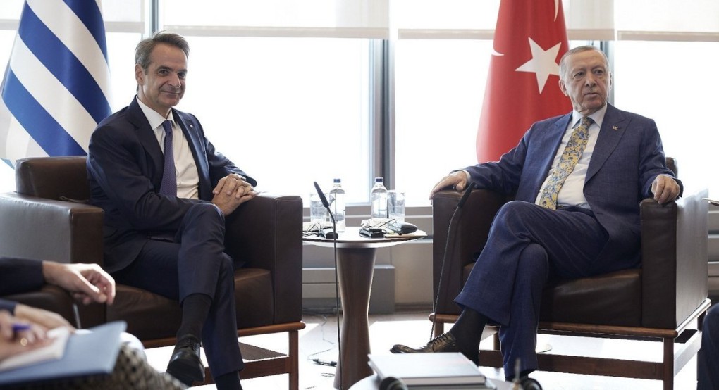 Με χαμόγελα η συνάντηση Μητσοτάκη-Ερντογάν: Αισιοδοξία αλλά όχι εφησυχασμός με την Άγκυρα Με χαμόγελα η συνάντηση Μητσοτάκη-Ερντογάν: Αισιοδοξία αλλά όχι εφησυχασμός με την Άγκυρα