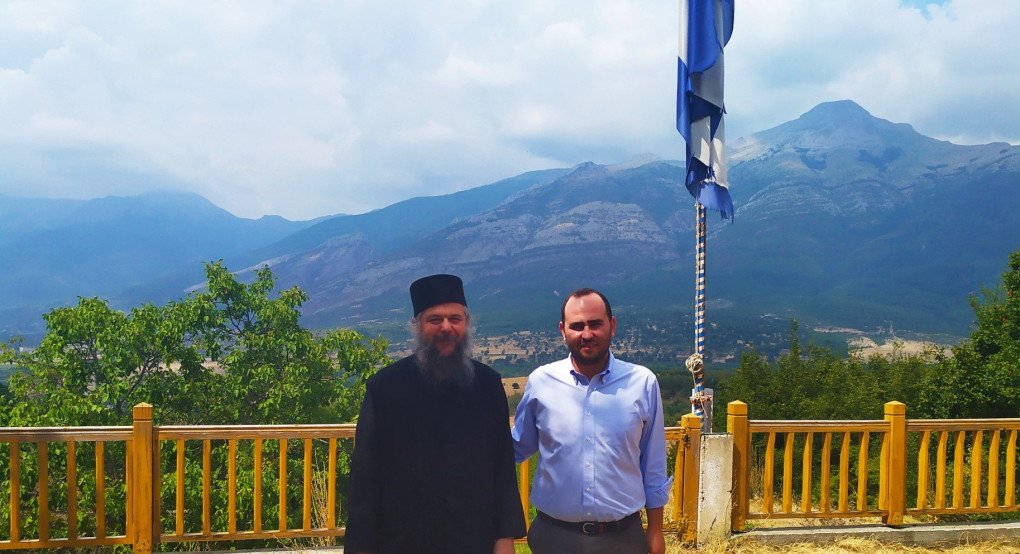 Με την ευλογία του Πορφύριου