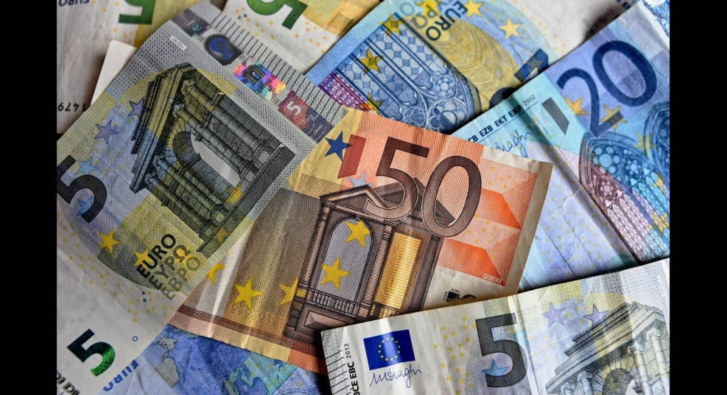 «Βαρύς» μήνας ο Σεπτέμβρης για νοικοκυριά με ΕΝΦΙΑ, φόρους και… σχολικά