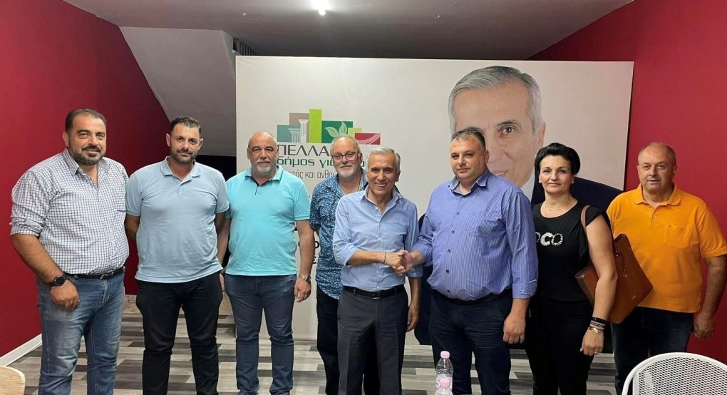 Υπ. δήμαρχος Στάθης Καστερίδης:«Ας μην παίζουμε με τις λέξεις. Ο Δήμος πρέπει να πάει ΜΠΡΟΣΤΑ, αλλά με έργα και όχι με λόγια Υπ. δήμαρχος Στάθης Καστερίδης:«Ας μην παίζουμε με τις λέξεις. Ο Δήμος πρέπει να πάει ΜΠΡΟΣΤΑ, αλλά με έργα και όχι με λόγια