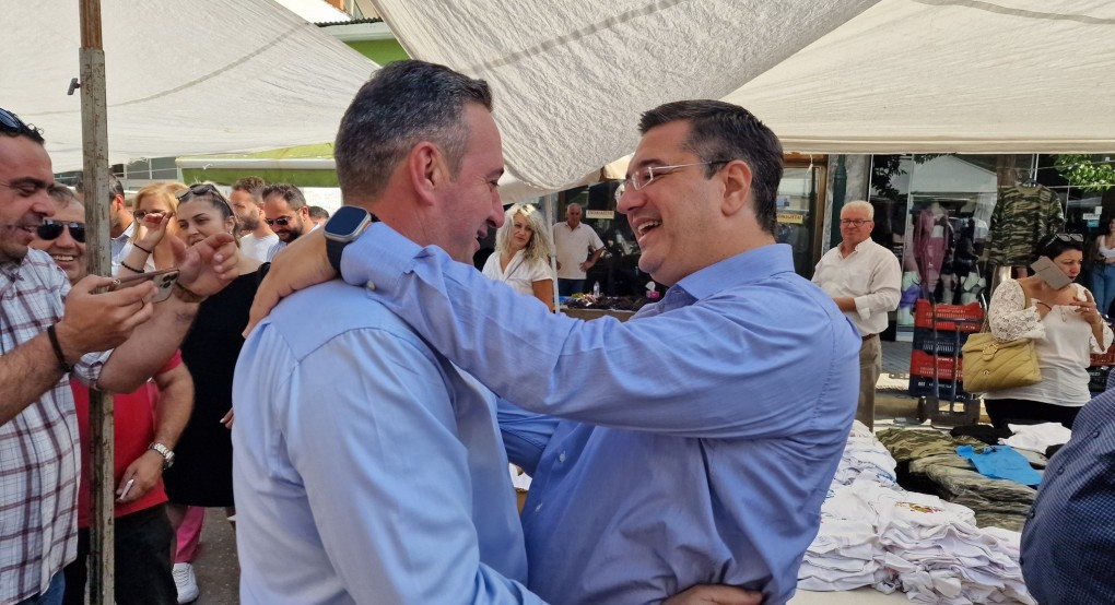 Στην αγορά της Αριδαίας ο Χρήστος Μπάτσης Στην αγορά της Αριδαίας ο Χρήστος Μπάτσης