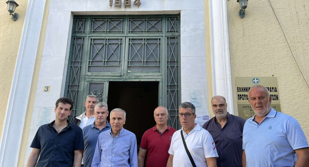 Καστερίδης: Εμείς θα ακούμε τους πάντες Καστερίδης: Εμείς θα ακούμε τους πάντες