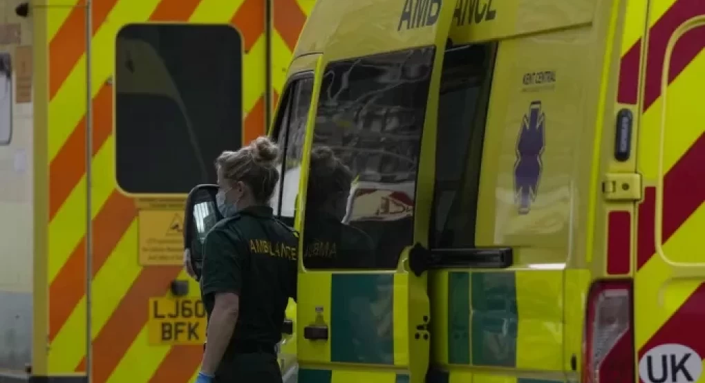 Ατύχημα με σχολικό λεωφορείο στην Αγγλία