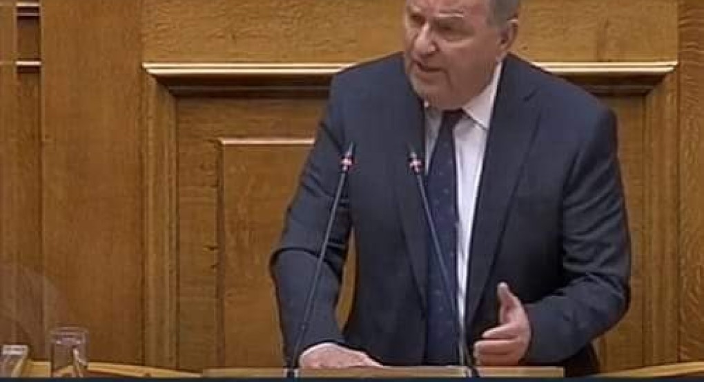 Γιώργος Καρασμάνης...δίπλα στους εργάτες και φίλος των αγροτών Γιώργος Καρασμάνης...δίπλα στους εργάτες και φίλος των αγροτών