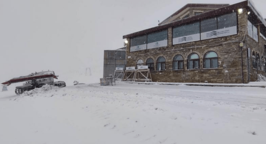 Έπεσαν τα πρώτα χιόνια στο Καϊμάκτσαλάν - Ο καιρός που επικρατεί