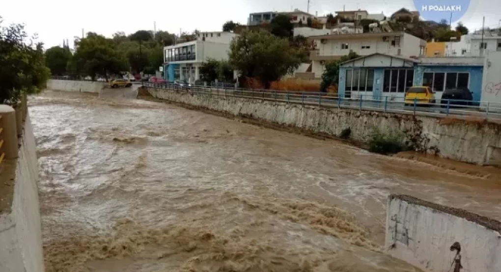 Ρόδος: Πλημμύρες και κατολισθήσεις λόγω της κακοκαιρίας