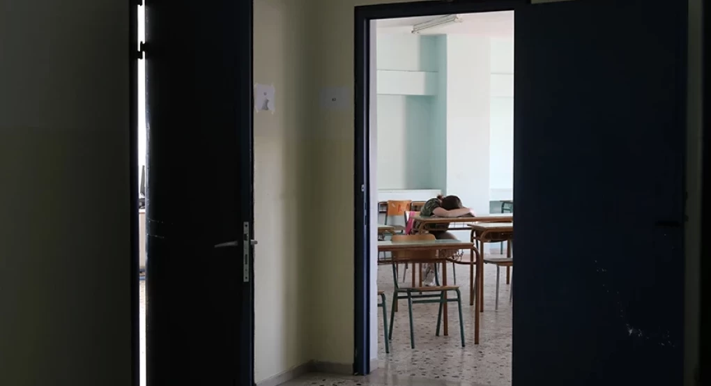 Μαθητές σε σχολείο της Πάτρας επιτέθηκαν σε συμμαθητή τους και του έσπασαν τη μύτη Μαθητές σε σχολείο της Πάτρας επιτέθηκαν σε συμμαθητή τους και του έσπασαν τη μύτη