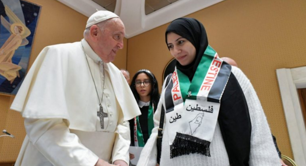 Αποκάλεσε ή όχι ο πάπας Φραγκίσκος τον πόλεμο στη Γάζα «γενοκτονία»; – Τι λέει το Βατικανό