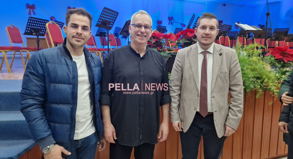 "Πνίγηκε" στα συγχαρητήρια ο Λάκης Σαμαράς "Πνίγηκε" στα συγχαρητήρια ο Λάκης Σαμαράς