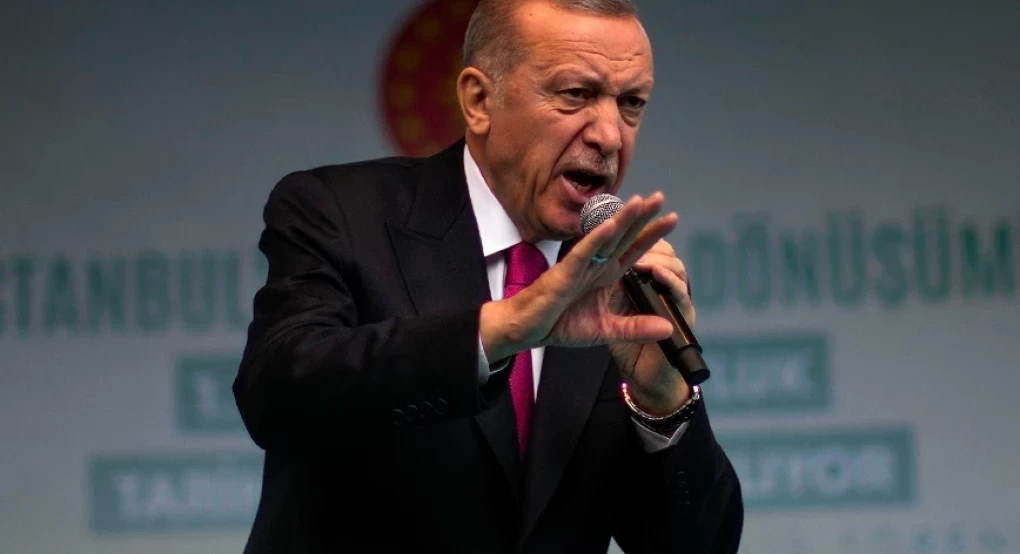 Η σχέση του Ερντογάν με τον πρόεδρο που γρονθοκόπησε διαιτητή στην Τουρκία – Θέλει να τον διώξει από το κόμμα του