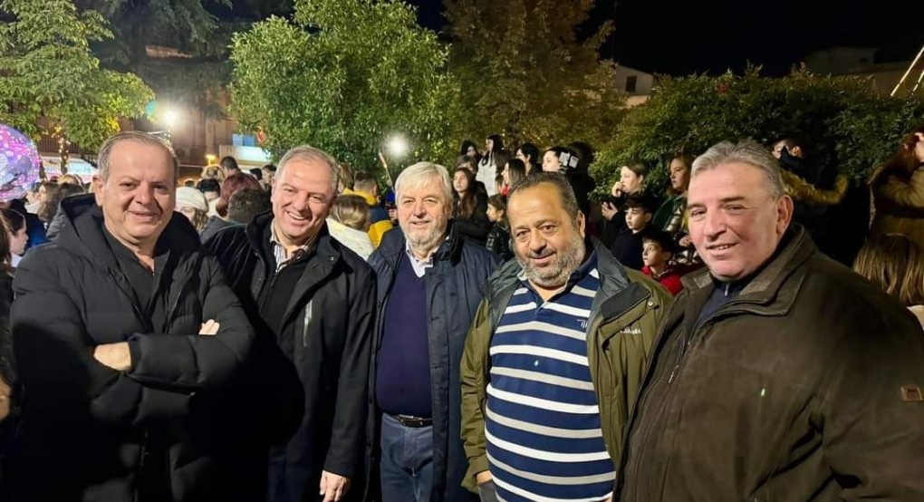 Στιγμές χαλάρωσης για τον Διονύση Σταμενίτη Στιγμές χαλάρωσης για τον Διονύση Σταμενίτη