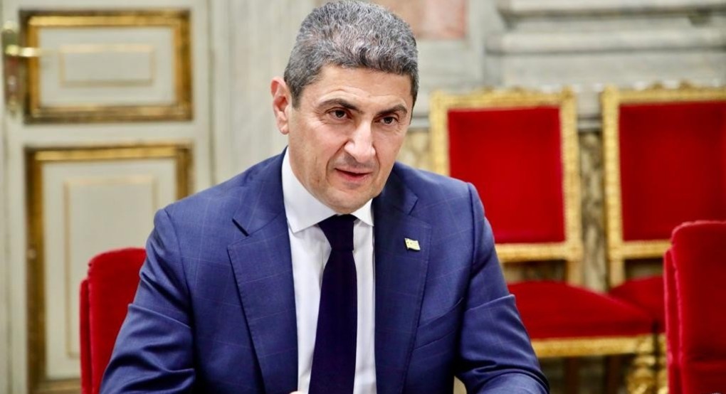 Λευτέρης Αυγενάκης: «Στο πλευρό των αγροτών με άμεση οικονομική στήριξη, επιδοτήσεις και φορολογικά μέτρα» Λευτέρης Αυγενάκης: «Στο πλευρό των αγροτών με άμεση οικονομική στήριξη, επιδοτήσεις και φορολογικά μέτρα»