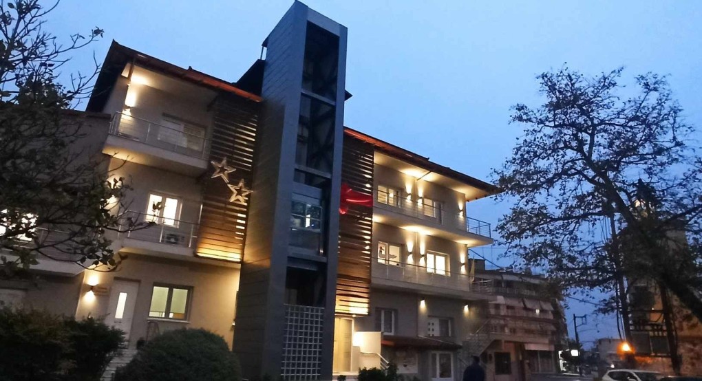 Ι.Ν. Αγίου Γεωργίου Γιαννιτσών: Φωτίστηκε και στολίστηκε το Πνευματικό Κέντρο Ι.Ν. Αγίου Γεωργίου Γιαννιτσών: Φωτίστηκε και στολίστηκε το Πνευματικό Κέντρο