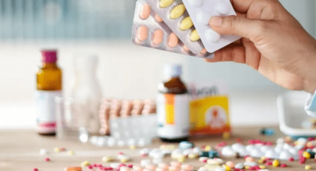 Ανησυχητική ελληνική πρωτιά στην υπερκατανάλωση αντιβιοτικών