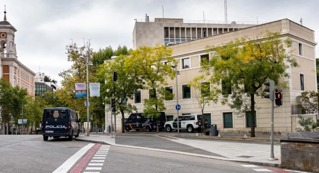 Ισπανία: Απέλασε δύο μέλη της αμερικανικής πρεσβείας Ισπανία: Απέλασε δύο μέλη της αμερικανικής πρεσβείας