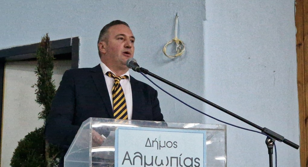 Χρήστος Μπάτσης: Εύχομαι ολόψυχα,ότι καλύτερο για τον τόπο. Χρήστος Μπάτσης: Εύχομαι ολόψυχα,ότι καλύτερο για τον τόπο.