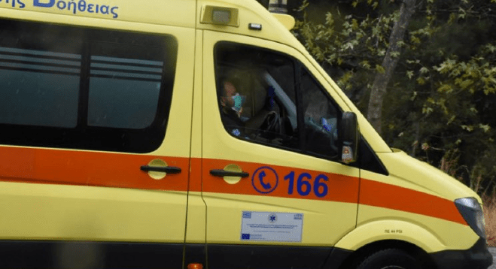 Θεσσαλονίκη: Σύγκρουση τριών οχημάτων στον Περιφερειακό – Στο νοσοκομείο ένας 13χρονος