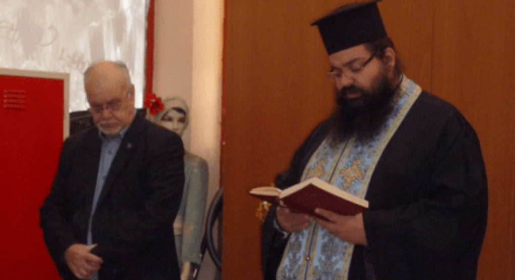 Έκοψε τη βασιλόπιτα ο Εκπολιστικός Όμιλος Γιαννιτσών "η Πέλλα" Έκοψε τη βασιλόπιτα ο Εκπολιστικός Όμιλος Γιαννιτσών "η Πέλλα"