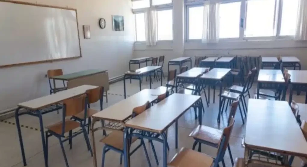 Απίστευτο περιστατικό στο Ρέθυμνο: Άγρια επίθεση από μαθητή σε καθηγήτρια κατά τη διάρκεια του μαθήματος