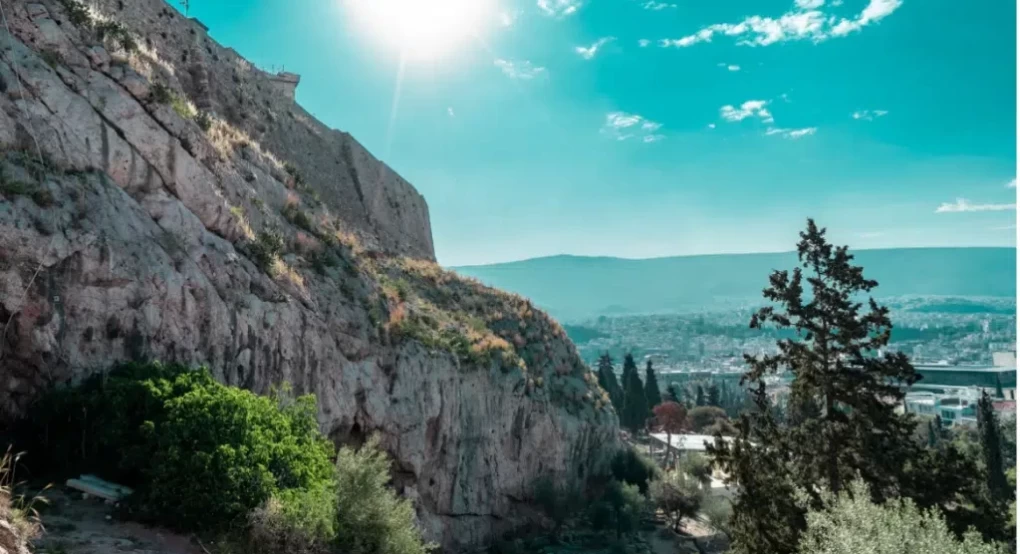 Αλκυονίδες μέρες: Ο μύθος της Αλκυόνης - Tης γυναίκας που «γέννησε» έναν θρύλο Αλκυονίδες μέρες: Ο μύθος της Αλκυόνης - Tης γυναίκας που «γέννησε» έναν θρύλο