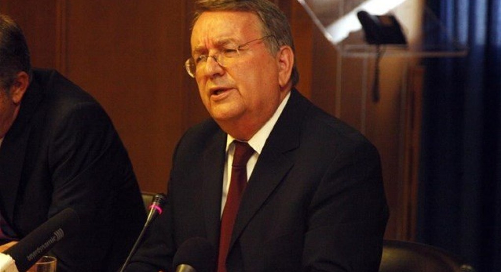 Δίπλα στους Τρίτεκνους ο Καρασμάνης: Επιστολή του π. Υπουργού Δίπλα στους Τρίτεκνους ο Καρασμάνης: Επιστολή του π. Υπουργού