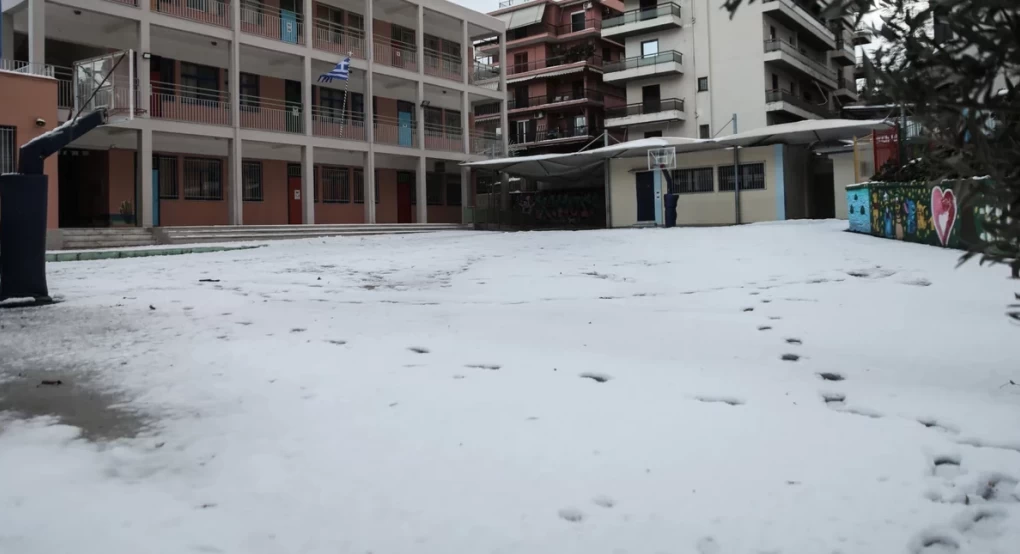 Κακοκαιρία: Ποια σχολεία θα είναι κλειστά, ποια θα ανοίξουν αργότερα