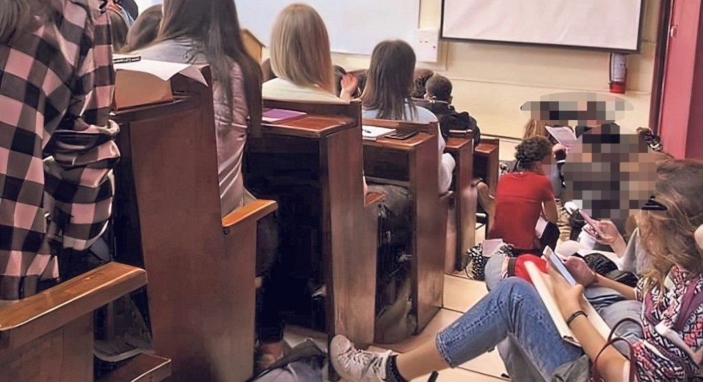 Πανεπιστήμια: Ομηρεία τέλος, εξεταστική με ψηφιακά μέσα Πανεπιστήμια: Ομηρεία τέλος, εξεταστική με ψηφιακά μέσα