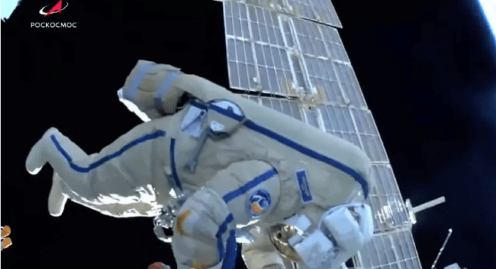 Ρώσος κοσμοναύτης έκανε νέο ρεκόρ με τον περισσότερο χρόνο στο διάστημα