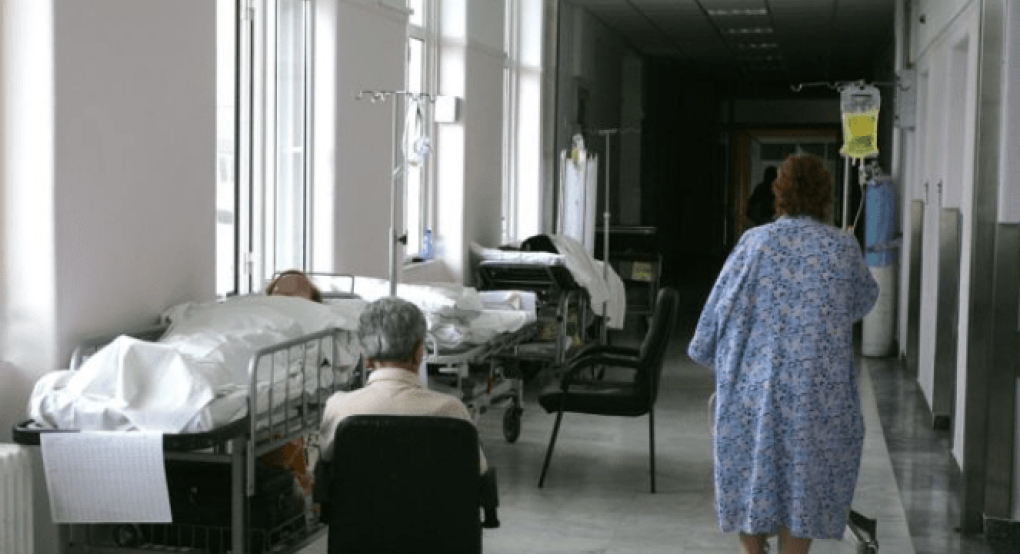 ΠΑΣΟΚ: Ερώτηση στη Βουλή για την "ντροπή με τα ράντζα στα νοσοκομεία"