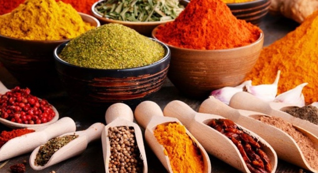 Κι όμως αυτό το μπαχαρικό κατηγορείται για εκατομμύρια θανάτους