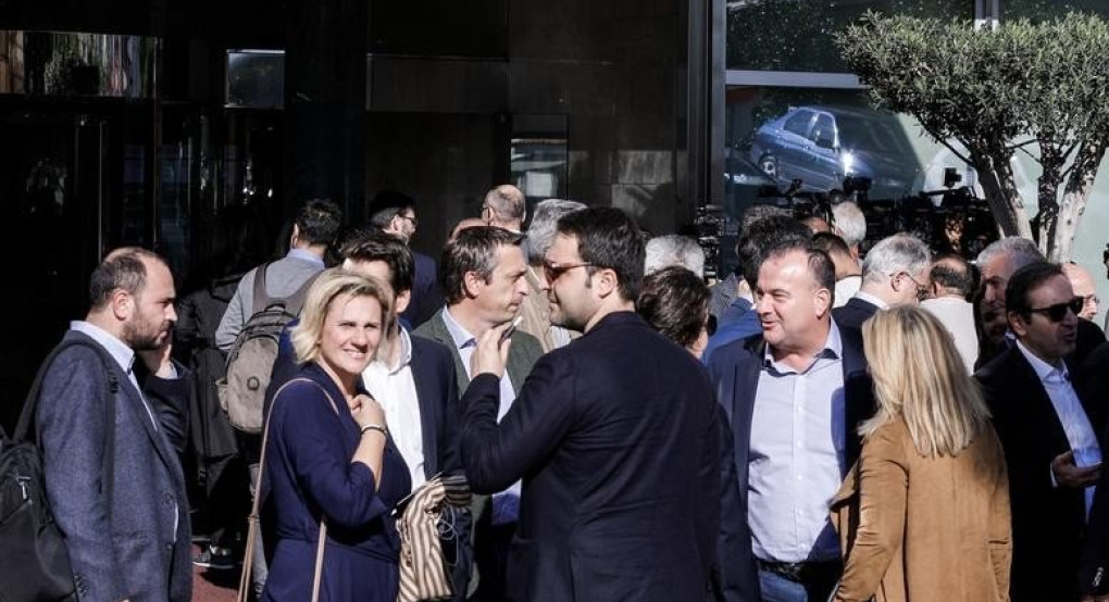 «Γαλάζιες» γκρίνιες, κόντρες και παρασκήνιο στην Κ.Ο της ΝΔ