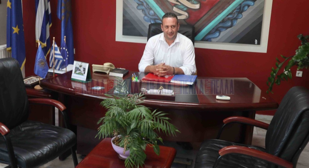 Προσλήψεις στα Λουτρά με ονόματα και από την Ανατολική Αλμωπία 