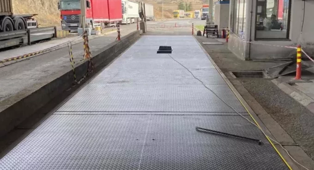 «Μπλόκο» στο τελωνείο Ευζώνων πραγματοποιούν το βράδυ οι αγρότες