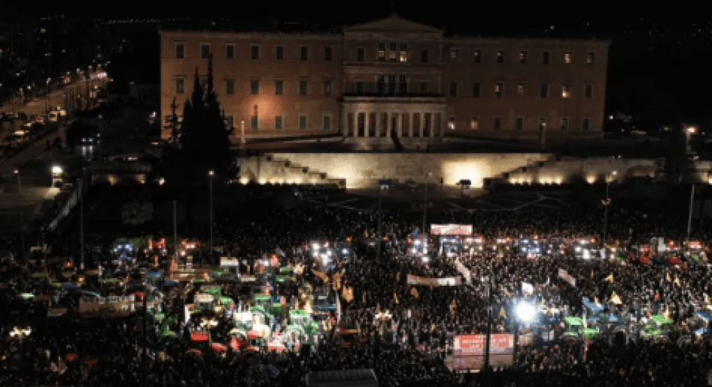 Βουλιάζει το Σύνταγμα στο αγροτικό συλλαλητήριο