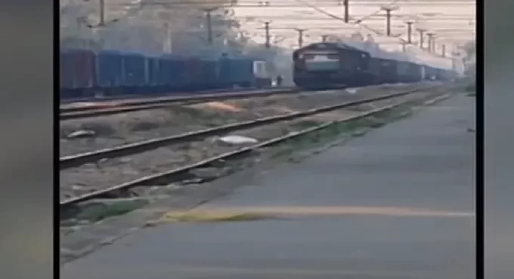 Ινδία: Τρένο διήνυσε 70 χιλιόμετρα... χωρίς οδηγό Ινδία: Τρένο διήνυσε 70 χιλιόμετρα... χωρίς οδηγό