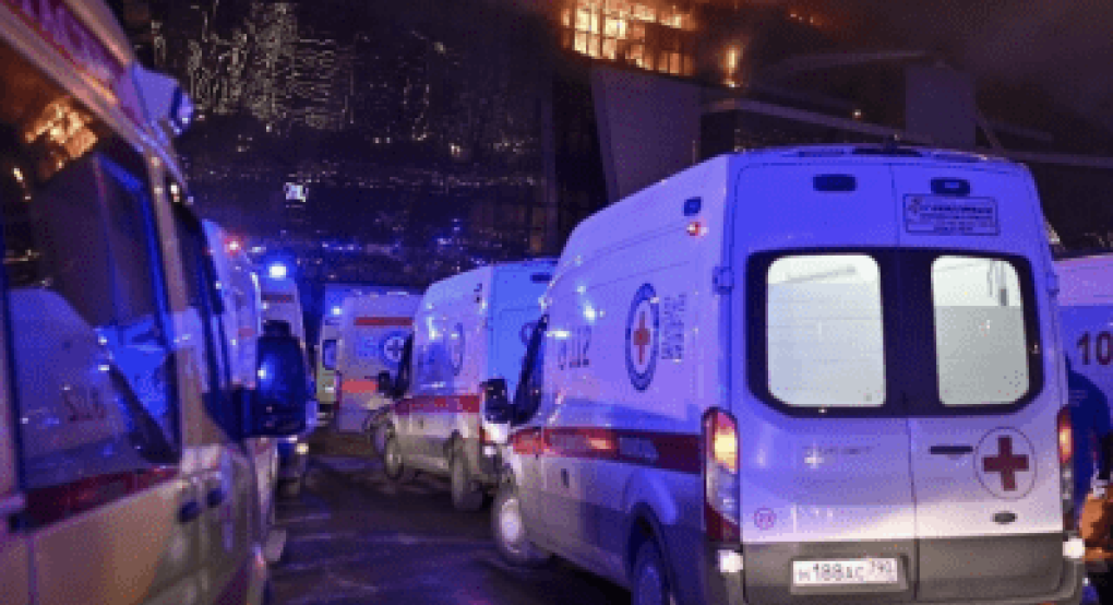 Μόσχα: Τουλάχιστον 93 οι νεκροί και 150 οι τραυματίες από την τρομοκρατική επίθεση