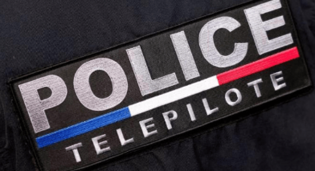 Παρίσι: Επίθεση με μολότοφ σε αστυνομικό τμήμα με αφορμή το θάνατο 18χρονου σε καταδίωξη