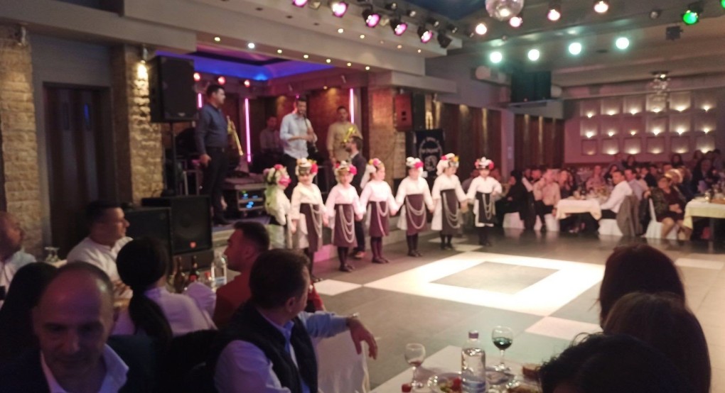 Ετήσιο παραδοσιακό γλέντι του Ομίλου Γιαννιτσών «Η ΠΕΛΛΑ» Ετήσιο παραδοσιακό γλέντι του Ομίλου Γιαννιτσών «Η ΠΕΛΛΑ»