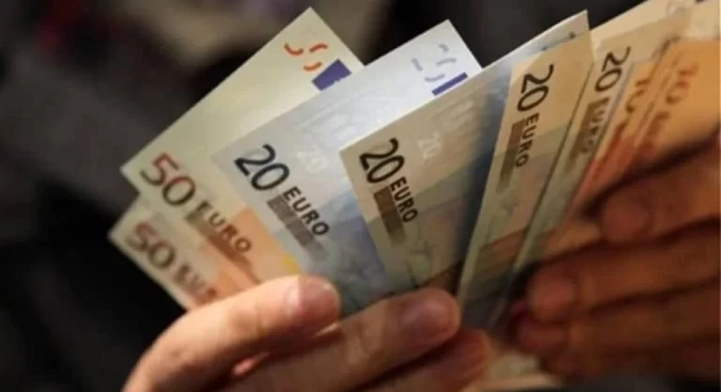 Κατώτατος μισθός: Πάνω από 830 ευρώ - Σήμερα οι ανακοινώσεις